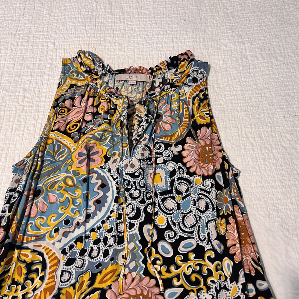 Women’s Loft Summer Dress - Picture 2 of 9